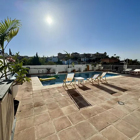 El Coto With Pool By Homing *